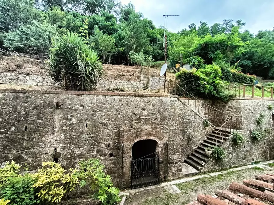 Immagine 33 di Villa in vendita  a San Giuliano Terme