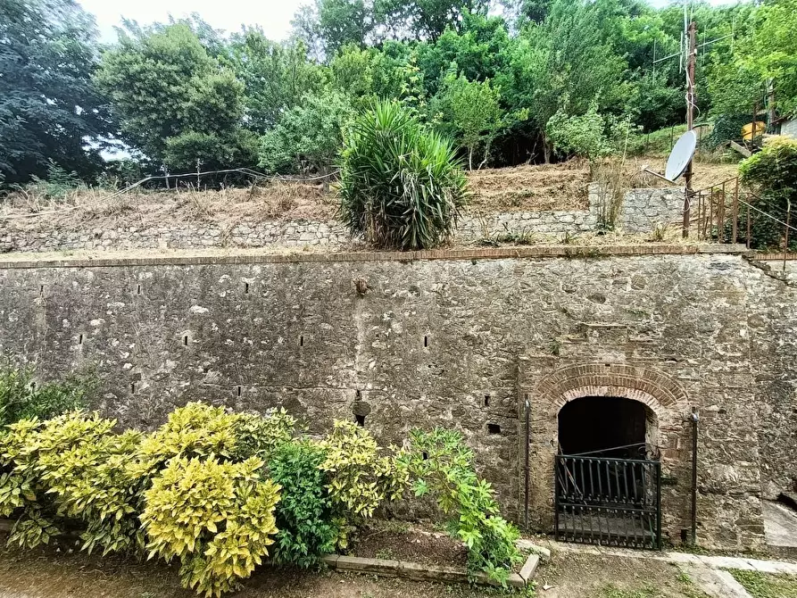 Immagine 34 di Villa in vendita  a San Giuliano Terme