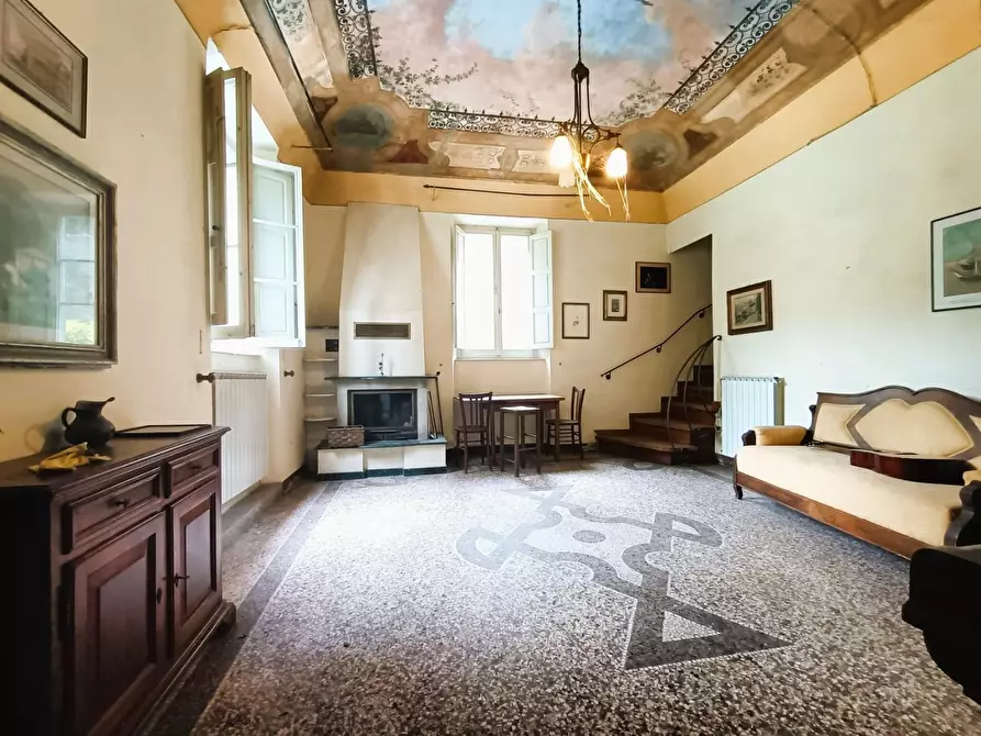Immagine 3 di Villa in vendita  a San Giuliano Terme