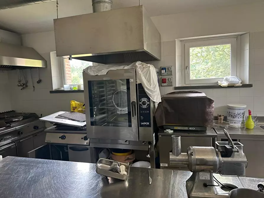 Immagine 100 di Casa colonica in vendita  a Villafranca In Lunigiana