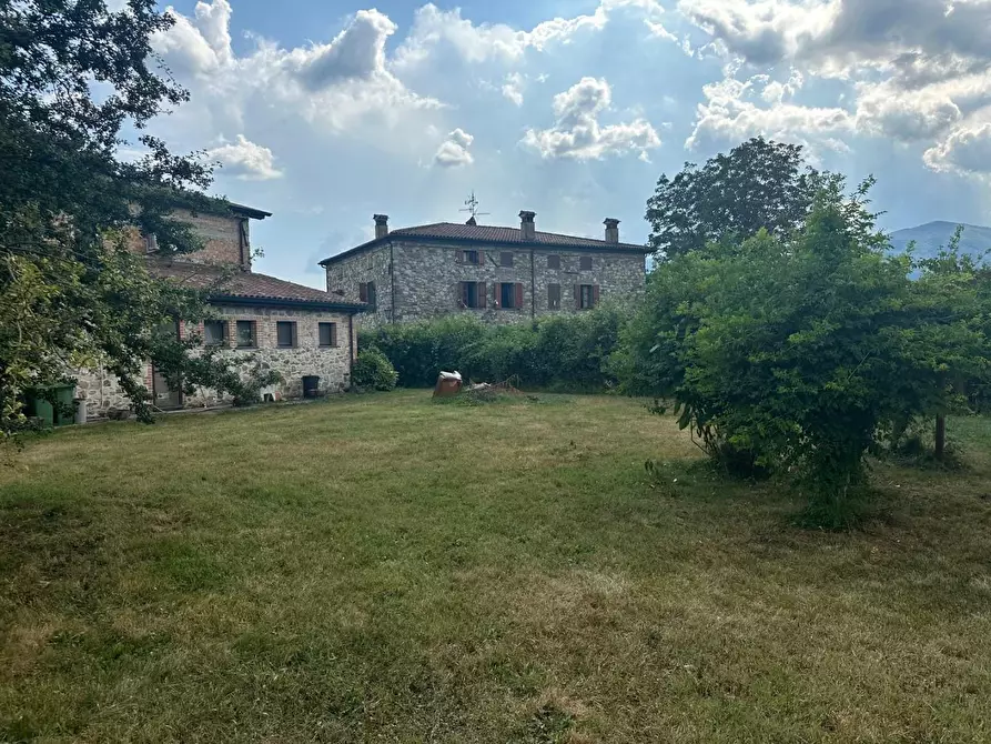 Immagine 38 di Casa colonica in vendita  a Villafranca In Lunigiana