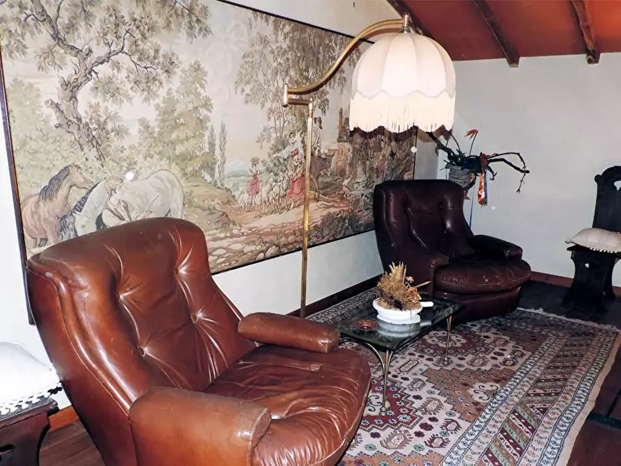 Immagine 84 di Casa colonica in vendita  a Villafranca In Lunigiana