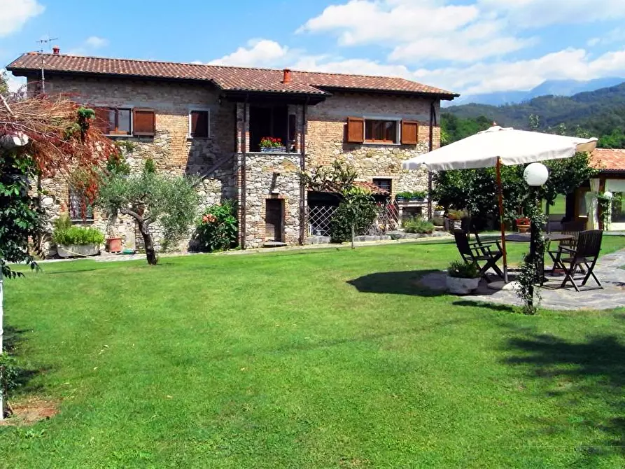 Immagine 54 di Casa colonica in vendita  a Villafranca In Lunigiana
