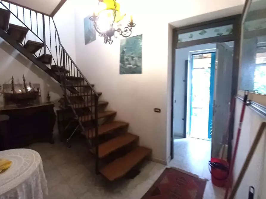 Immagine 21 di Casa indipendente in vendita  a Carrara