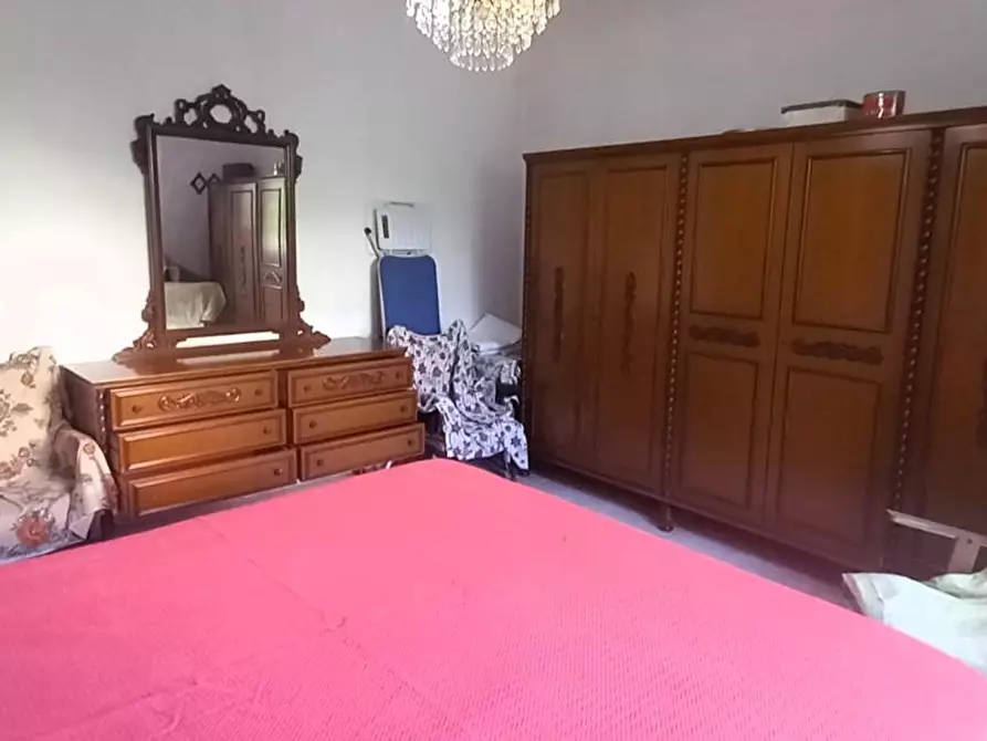 Immagine 15 di Casa indipendente in vendita  a Carrara