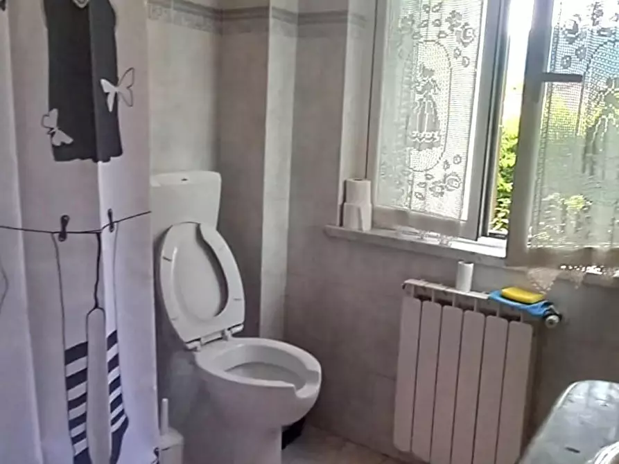 Immagine 20 di Casa indipendente in vendita  a Carrara