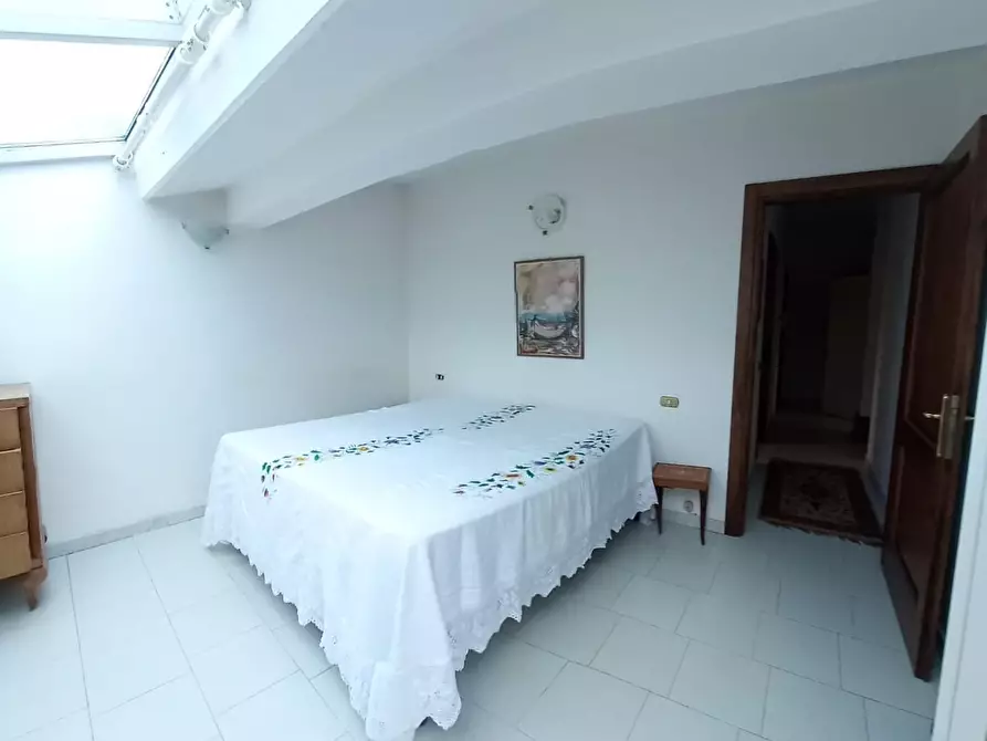 Immagine 27 di Casa indipendente in vendita  a Carrara