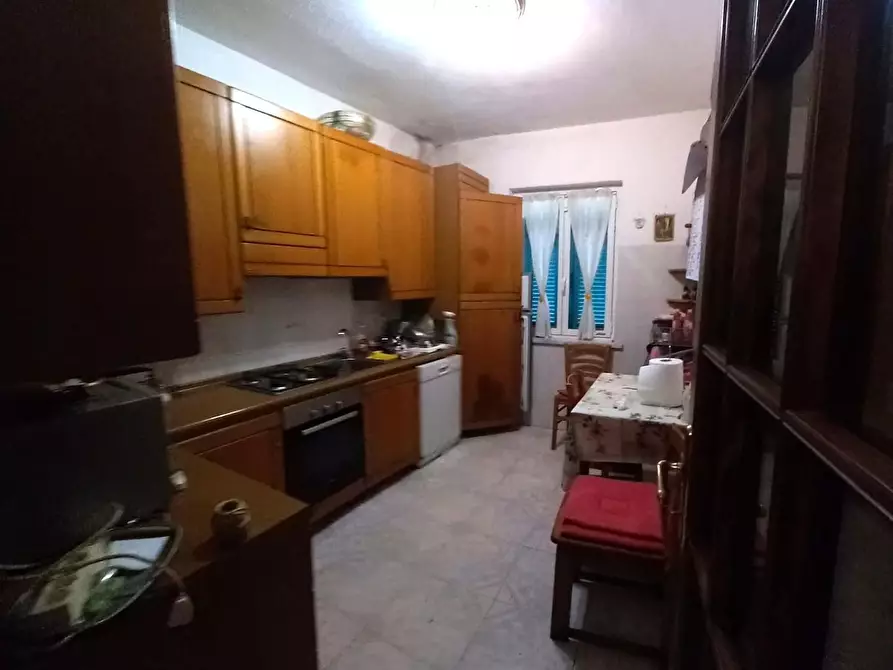 Immagine 6 di Casa indipendente in vendita  a Carrara