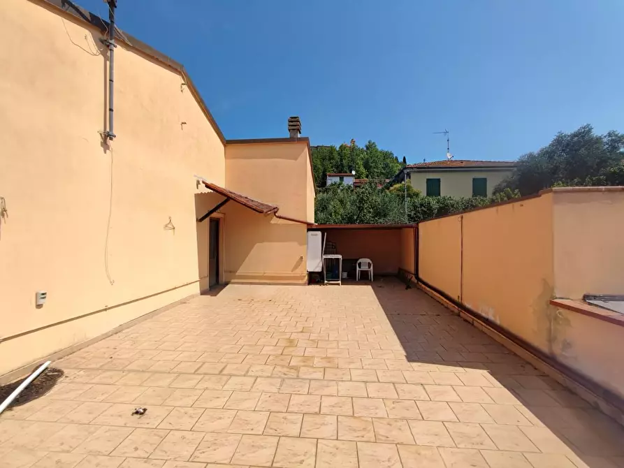 Immagine 21 di Mansarda in vendita  a Palaia