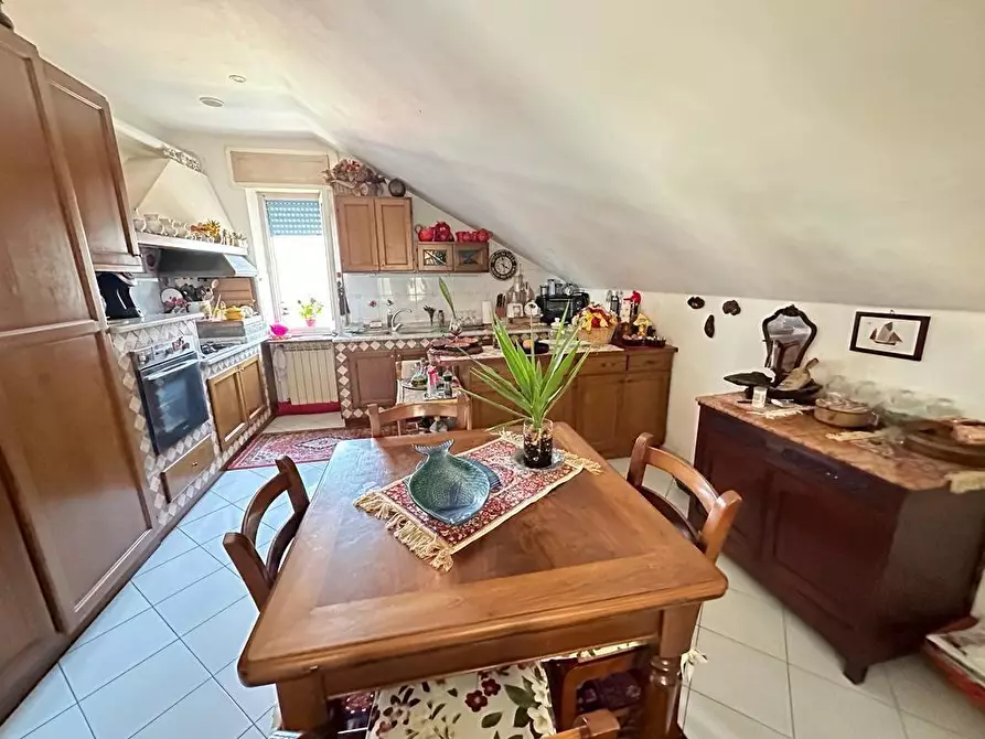 Immagine 5 di Mansarda in vendita  a Ameglia