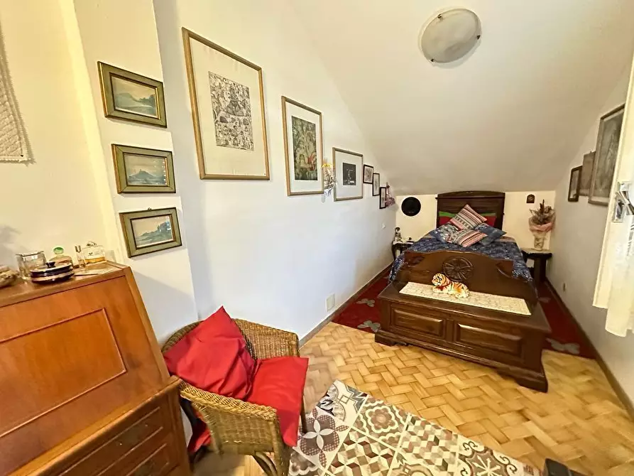 Immagine 14 di Mansarda in vendita  a Ameglia