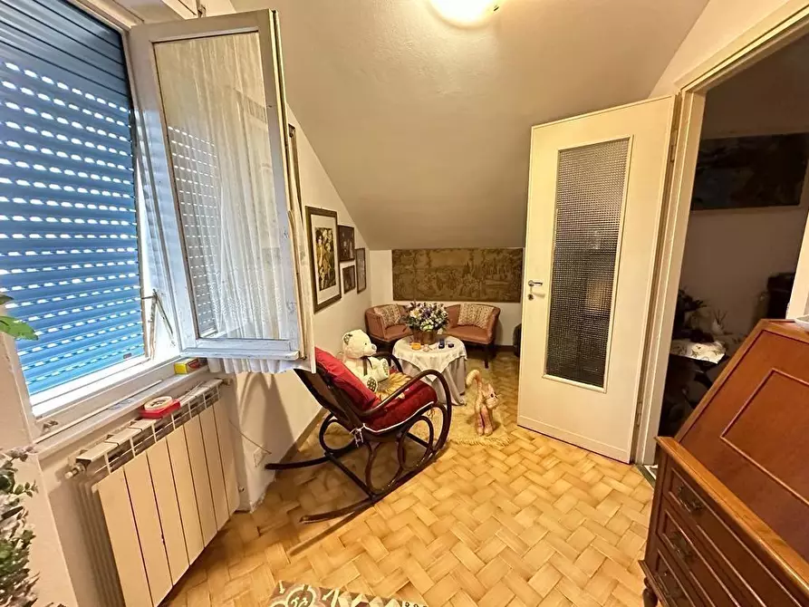 Immagine 16 di Mansarda in vendita  a Ameglia