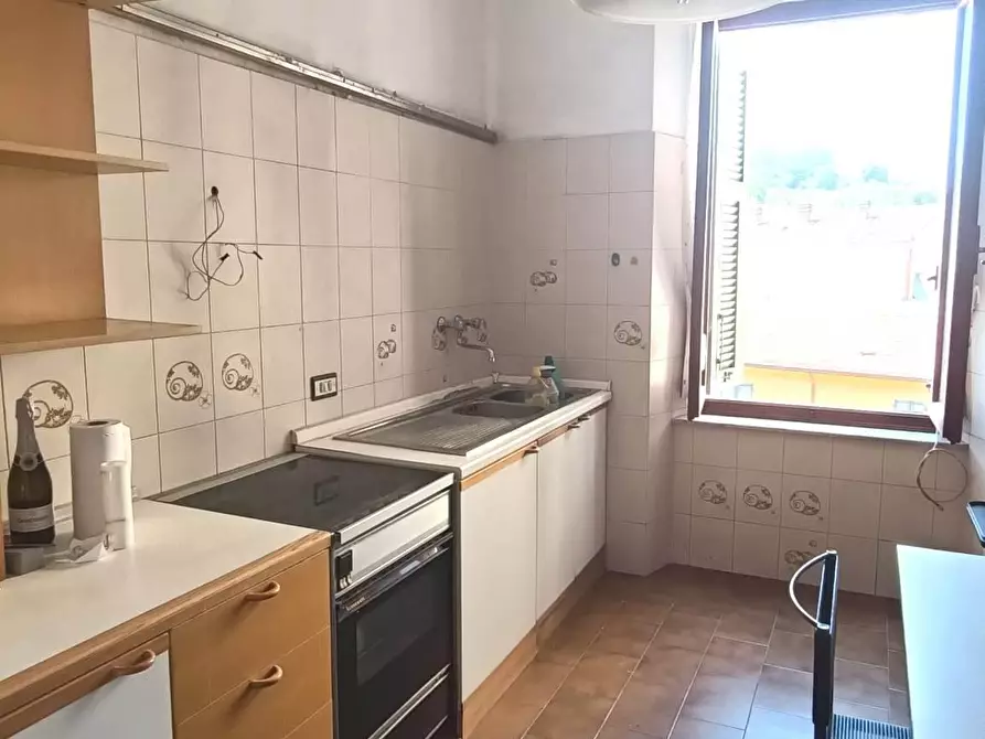 Immagine 6 di Appartamento in vendita  a Carrara