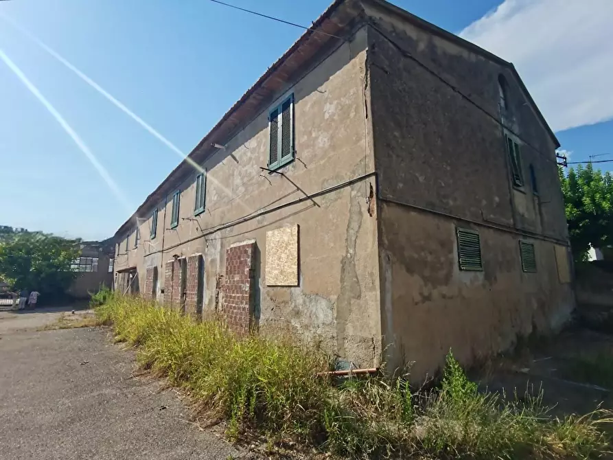 Immagine 1 di Casa indipendente in vendita  a Cascina