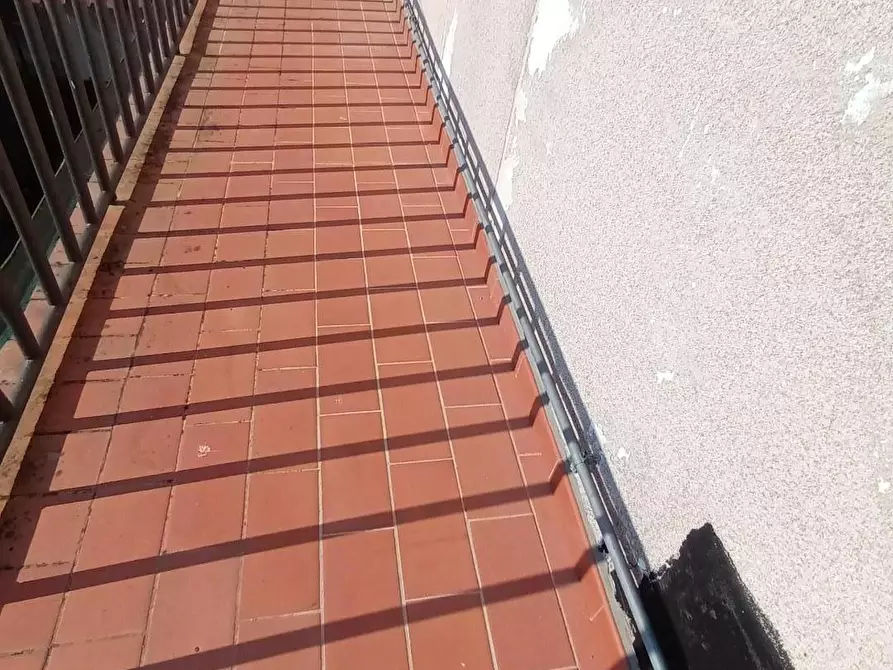 Immagine 3 di Appartamento in vendita  a Lucca