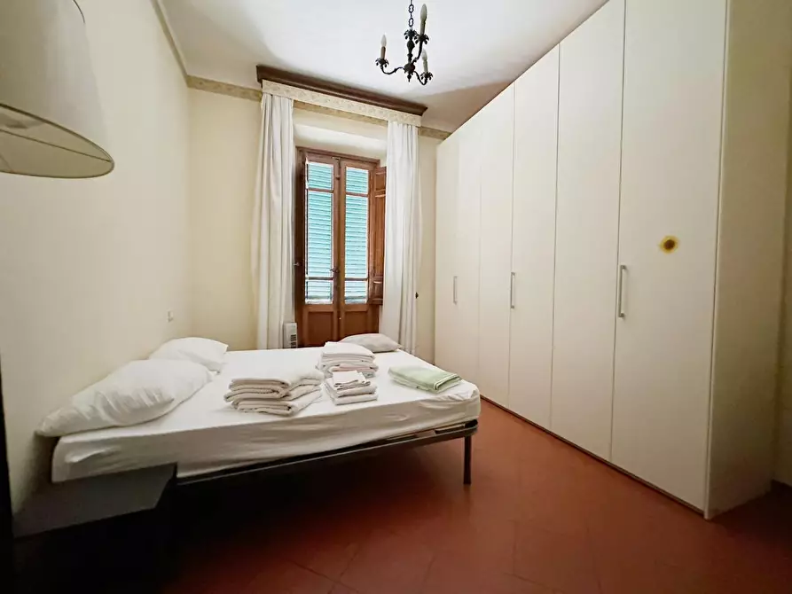 Immagine 10 di Villa in vendita  a Lucca