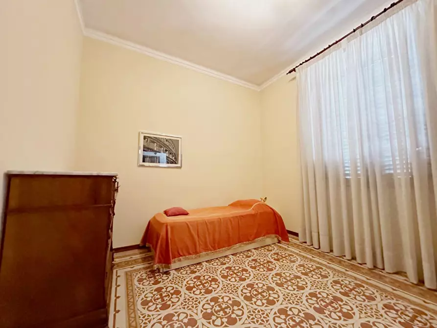 Immagine 14 di Villa in vendita  a Lucca