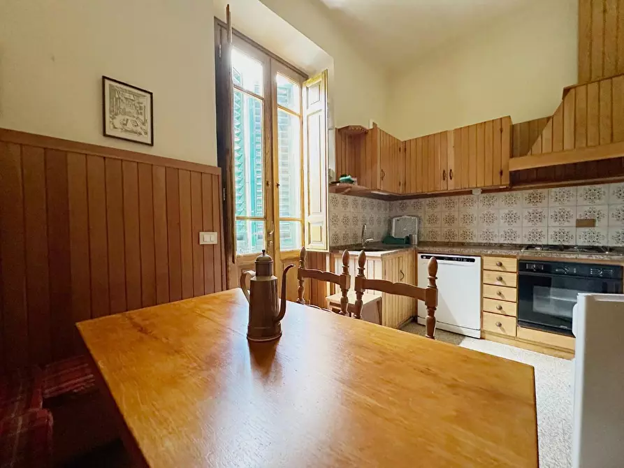 Immagine 15 di Villa in vendita  a Lucca