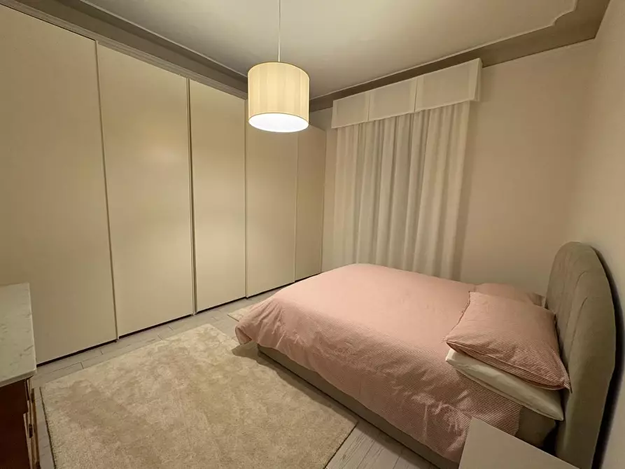 Immagine 11 di Appartamento in vendita  a Pontedera