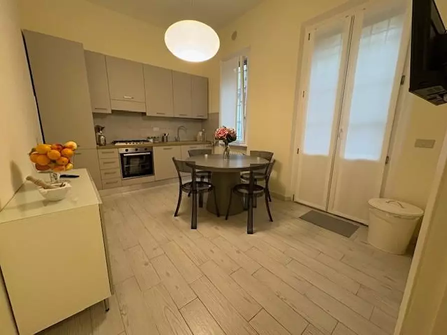 Immagine 9 di Appartamento in vendita  a Pontedera