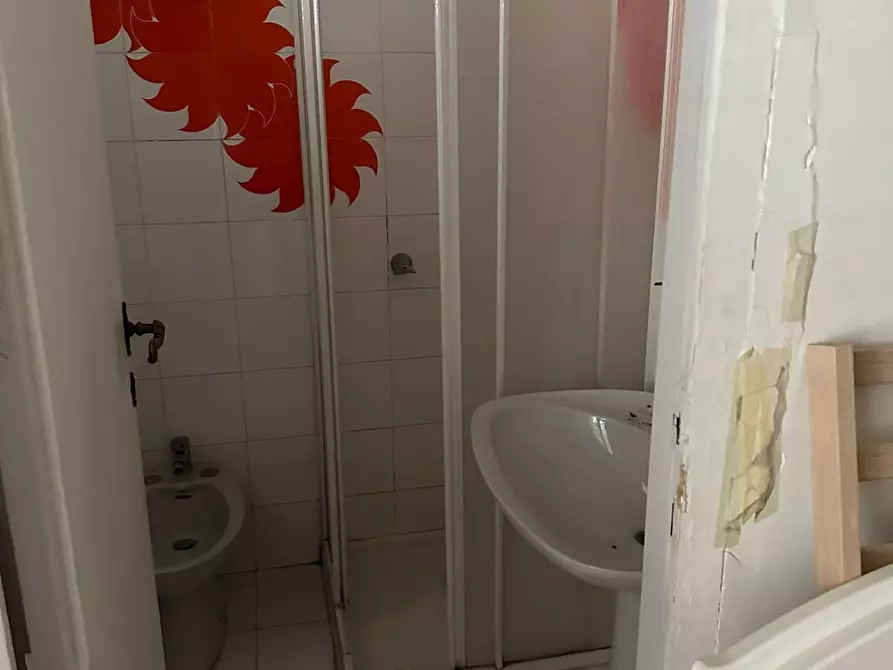 Immagine 16 di Appartamento in vendita  a Livorno