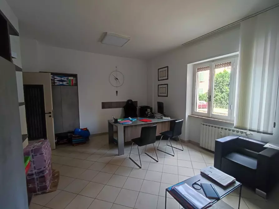 Immagine 7 di Appartamento in vendita  a Massa