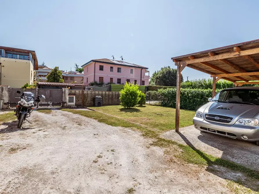 Immagine 57 di Appartamento in vendita  a Pisa