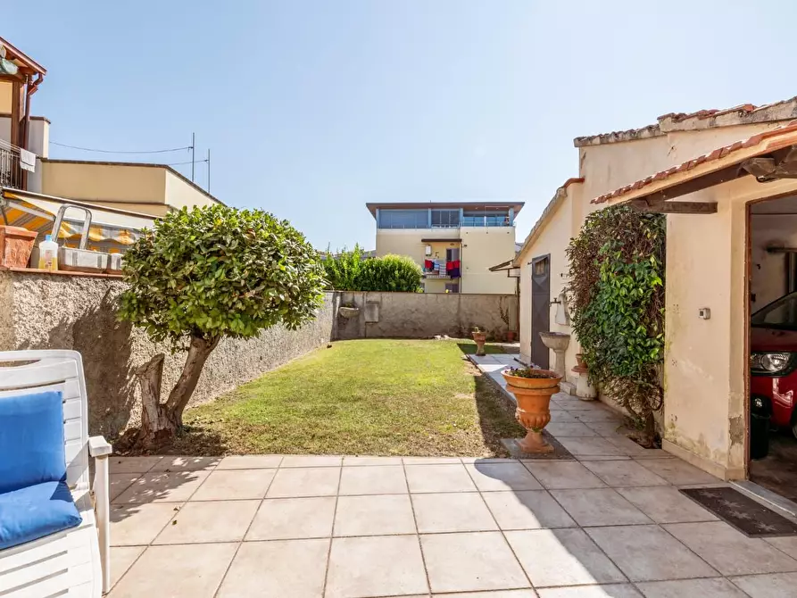 Immagine 49 di Appartamento in vendita  a Pisa