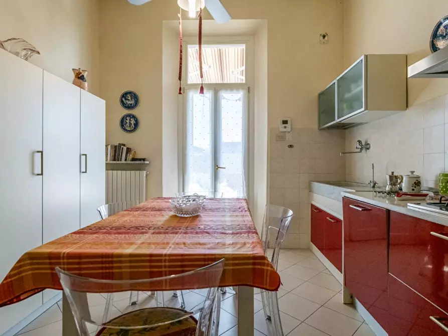 Immagine 10 di Appartamento in vendita  a Pisa