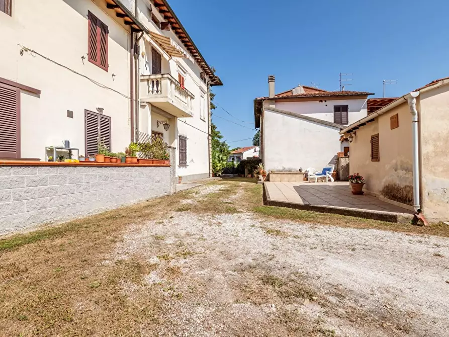 Immagine 46 di Appartamento in vendita  a Pisa