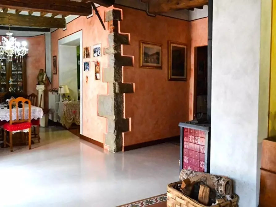 Immagine 9 di Terratetto in vendita  a Pescia