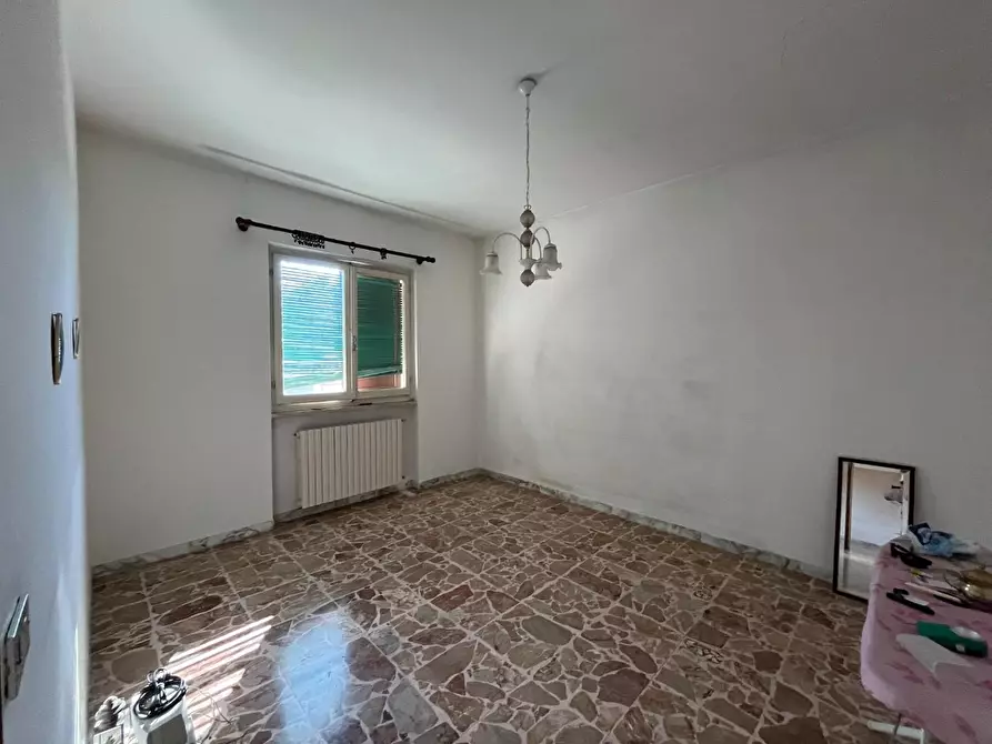 Immagine 15 di Casa indipendente in vendita  a Seravezza