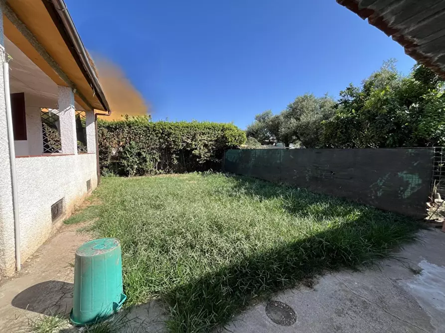 Immagine 3 di Casa indipendente in vendita  a Seravezza