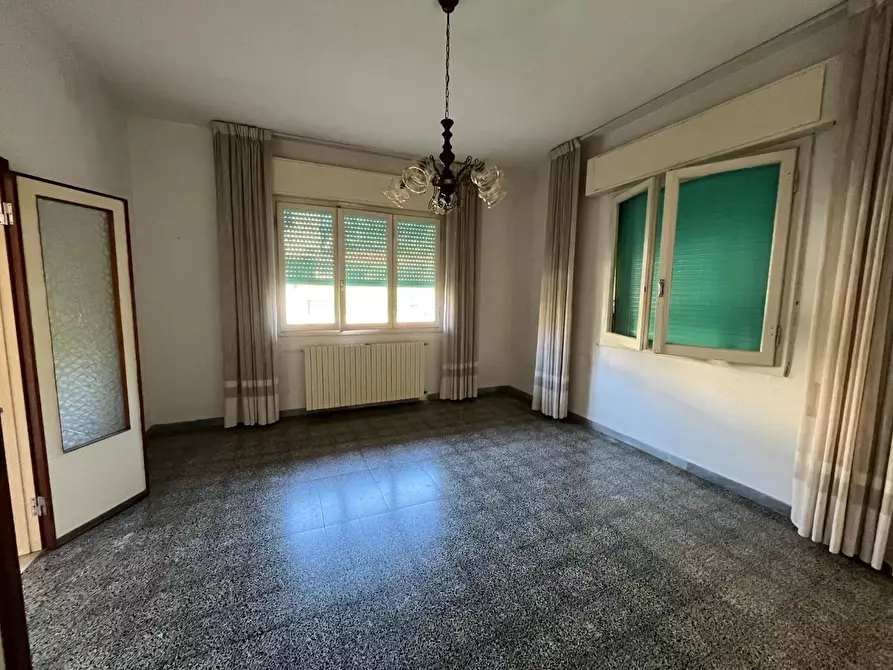 Immagine 6 di Casa indipendente in vendita  a Seravezza