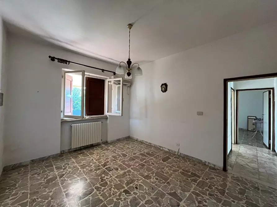 Immagine 14 di Casa indipendente in vendita  a Seravezza