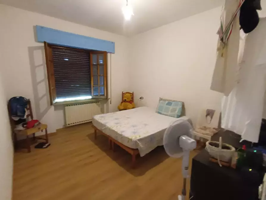 Immagine 8 di Villa in vendita  a Lucca