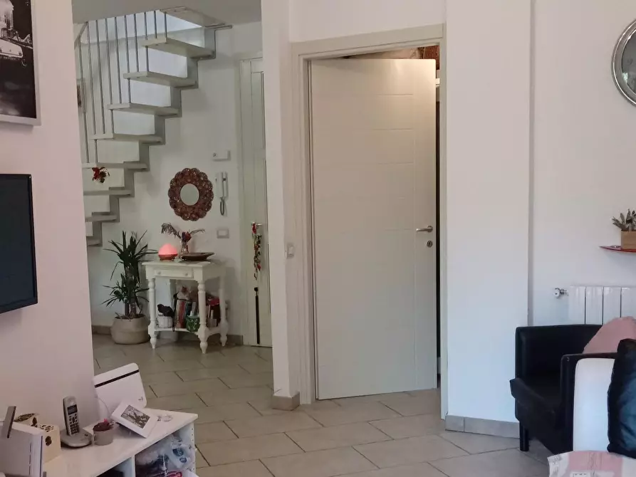 Immagine 6 di Appartamento in vendita  a Rosignano Marittimo