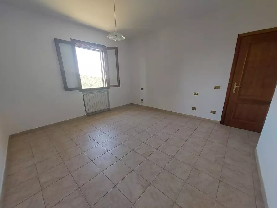 Immagine 12 di Casa indipendente in vendita  a Pontedera