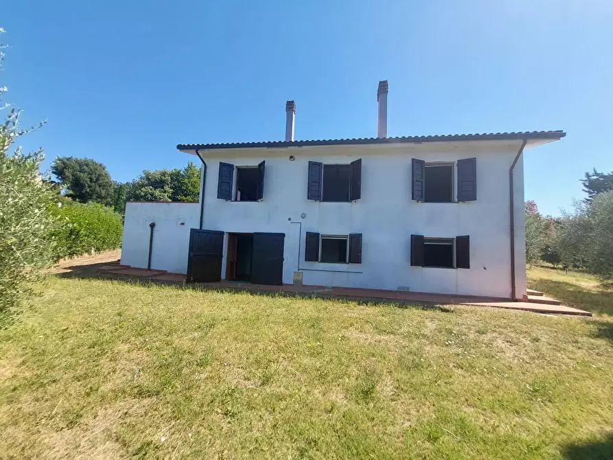 Immagine 4 di Casa indipendente in vendita  a Pontedera