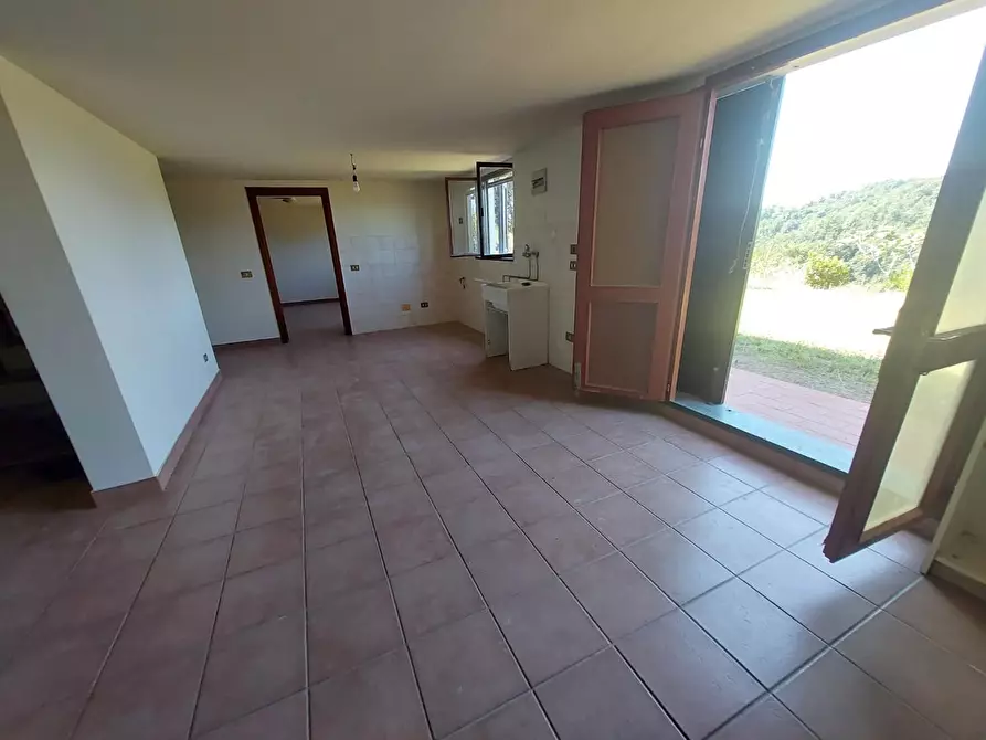 Immagine 18 di Casa indipendente in vendita  a Pontedera