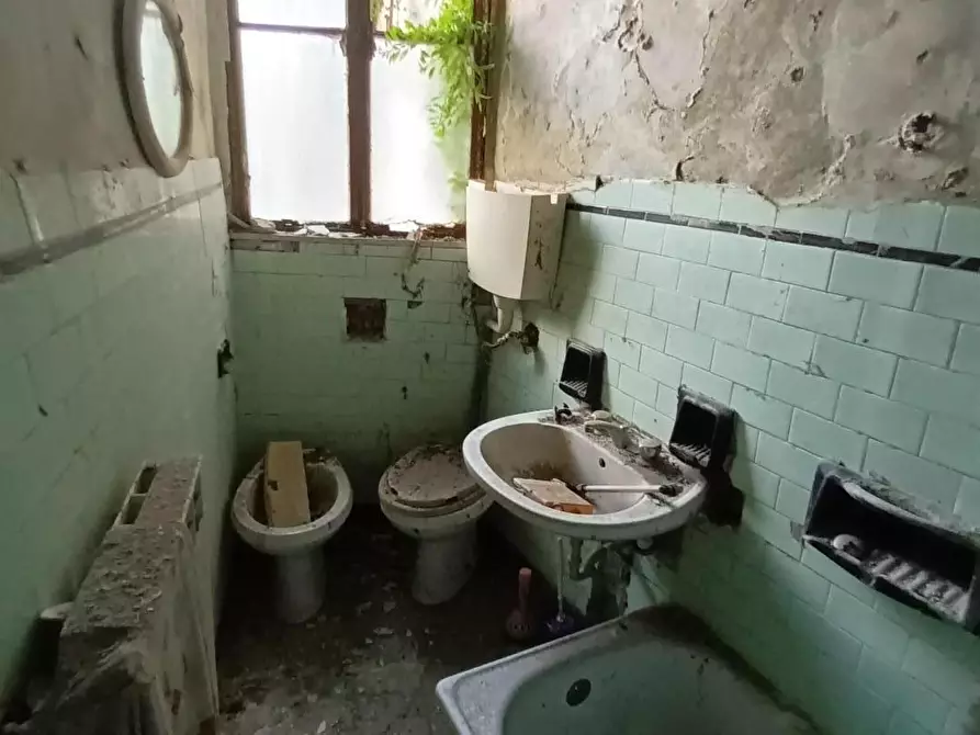 Immagine 23 di Appartamento in vendita  a Castelnuovo Di Garfagnana