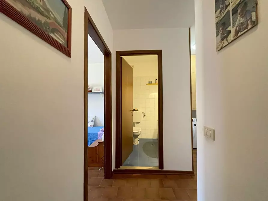 Immagine 21 di Appartamento in vendita  a Camaiore