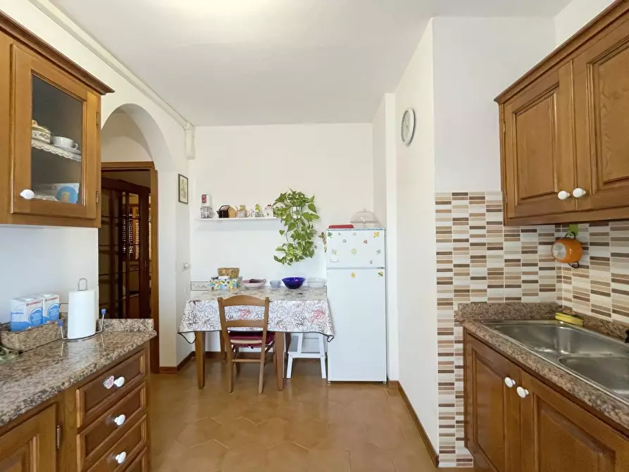 Immagine 9 di Appartamento in vendita  a Camaiore