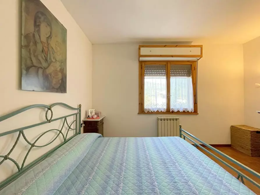 Immagine 15 di Appartamento in vendita  a Camaiore