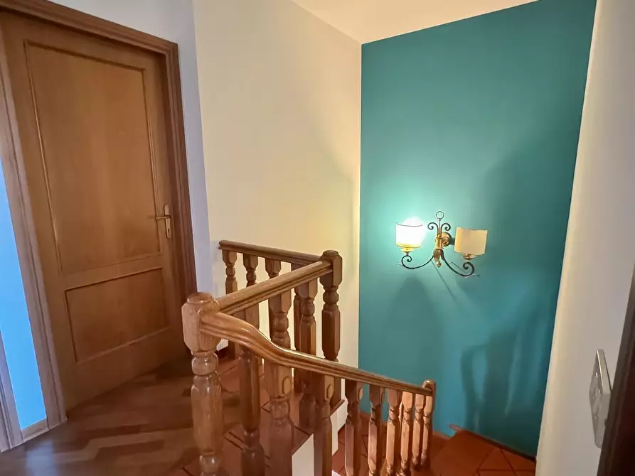 Immagine 15 di Villa in vendita  a Pisa