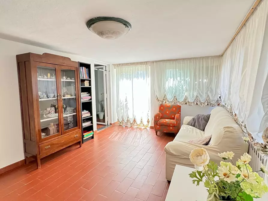 Immagine 7 di Villa in vendita  a Pisa