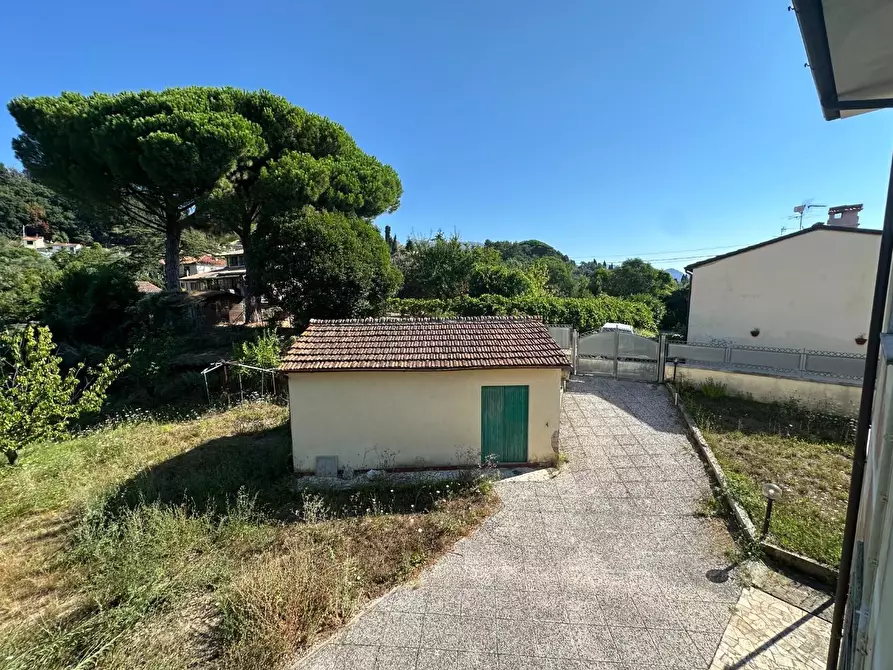 Immagine 28 di Casa bifamiliare in vendita  a Massarosa