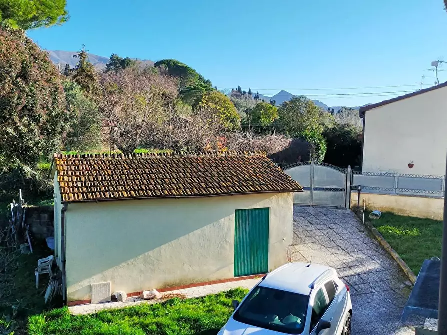 Immagine 4 di Casa bifamiliare in vendita  a Massarosa