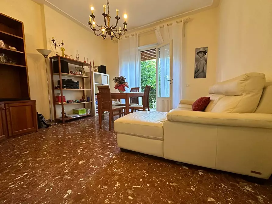 Immagine 7 di Casa bifamiliare in vendita  a Massarosa