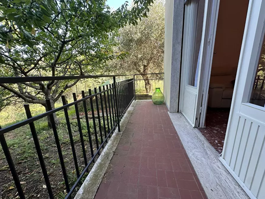 Immagine 11 di Casa bifamiliare in vendita  a Massarosa